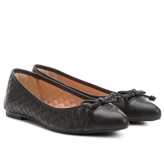 Sapatilha Shoestock Matelassê Bico Fino Feminina - Preto