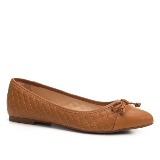 Sapatilha Shoestock Matelassê Bico Fino Feminina - Caramelo
