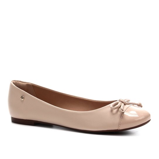 Sapatilha Shoestock Naked Verniz Feminina - Macadamia