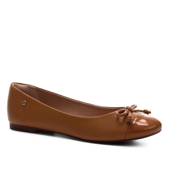 Sapatilha Shoestock Naked Verniz Feminina - Castanha