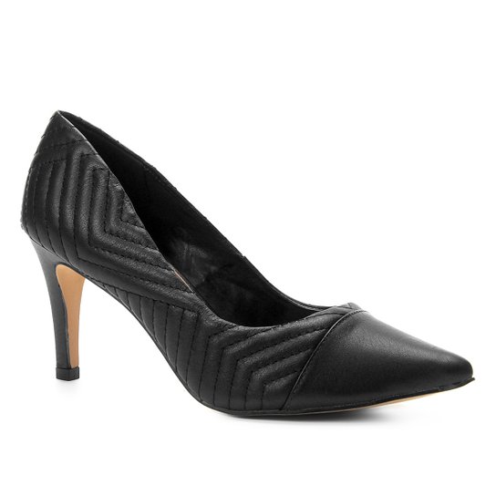 Scarpin Couro Shoestock Salto Alto Matelassê - Preto
