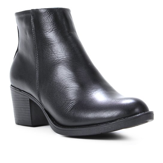 Bota Cano Curto Shoestock Couro Salto Alto Feminina