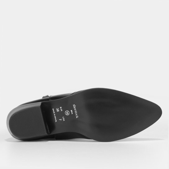 Bota Chelsea Shoestock Bia Perotti Couro Fivela Feminina