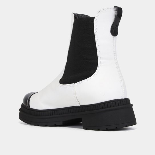 Bota Chelsea Shoestock Tratorada Cano Médio Feminina