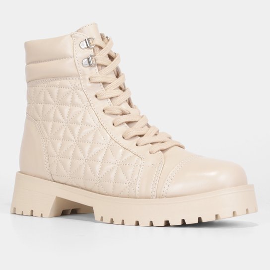 Bota Shoestock Couro Coturno Matelassê Tratorado Feminina
