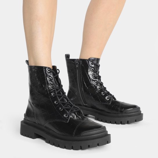 Bota Shoestock Couro Coturno Tratorado