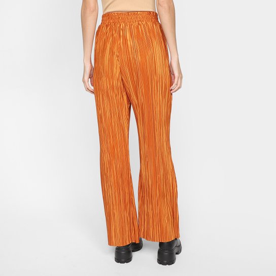 Calça Flare Farm Plissada Feminina