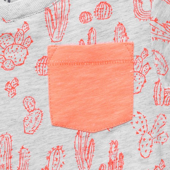 Camiseta Infantil GAP Básica Cactos
