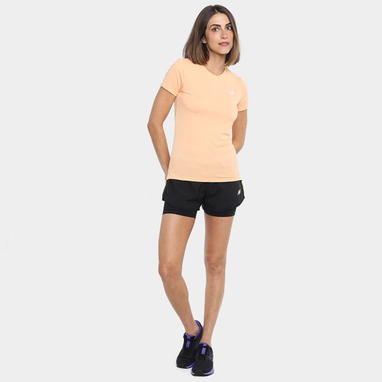 Camiseta New Balance Sport Essentials Feminina