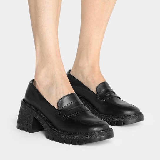Mocassim Couro Shoestock Tratorado Salto Médio Feminino