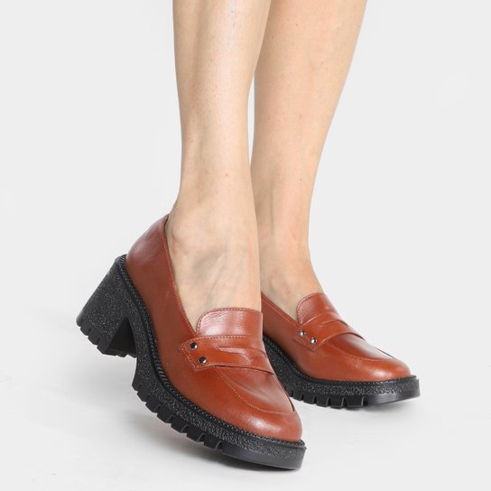 Mocassim Couro Shoestock Tratorado Salto Médio Feminino