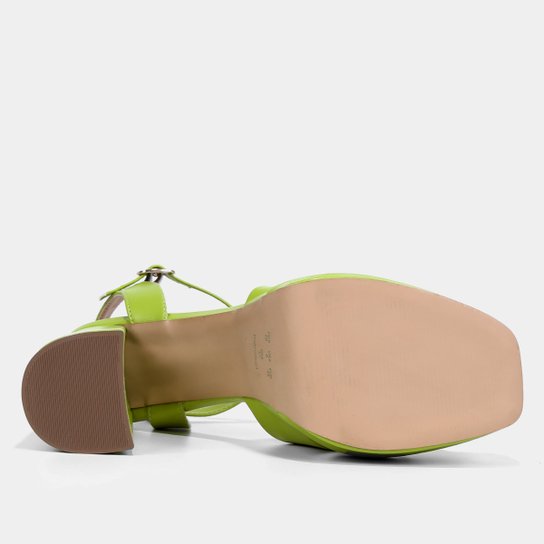 Sandália Shoestock Básica Plataforma