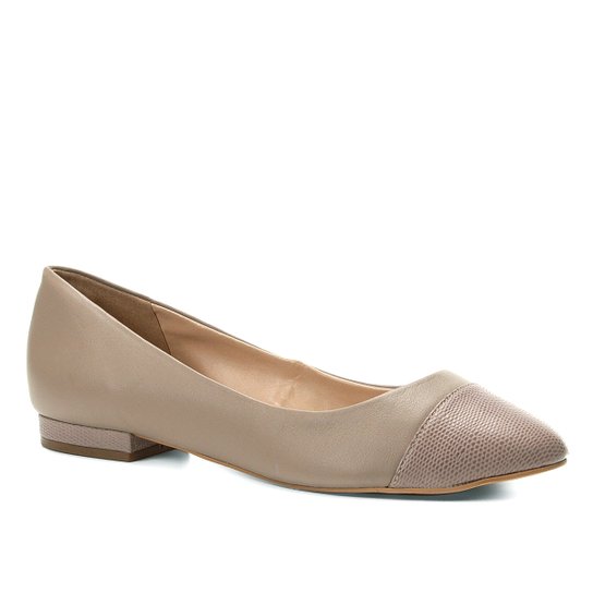 Sapatilha Couro Shoestock Bico Redondo Wild Feminina