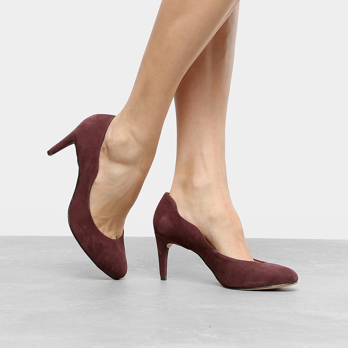scarpin vinho salto medio